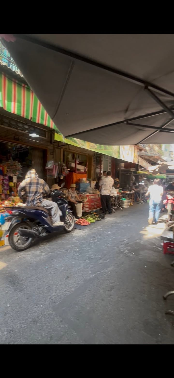 Nhà phố FrontHouse tại đường Lê Văn Sỹ, Quận 3 - Giá 8 tỷ - Kinh doanh thuận lợi!