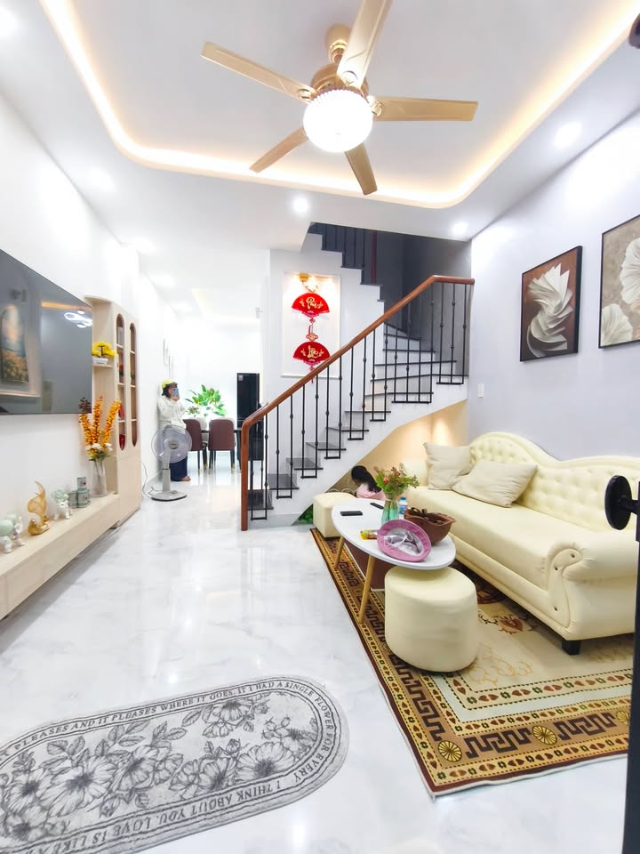 Nhà mới Hẻm 268 Nguyễn Văn Đậu, Q. Bình Thạnh 30.9m² giá 5 tỷ - Sẵn sàng ở ngay!