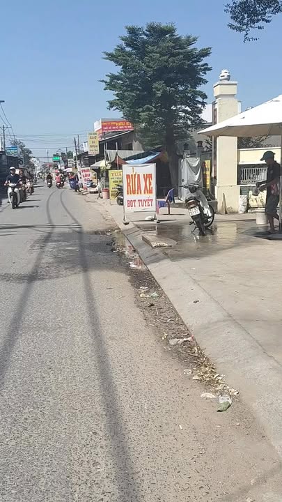 Nhà phố Huyện Bình Chánh 52m² giá 1.4 tỷ - Sẵn sàng ở ngay!