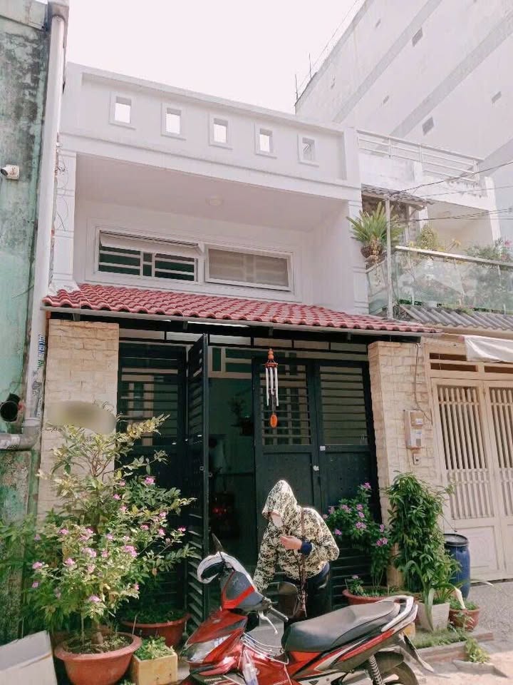 Nhà mặt tiền đường Tân Kỳ Tân Quý 80m² giá 8 tỷ - Tiện ở và kinh doanh!