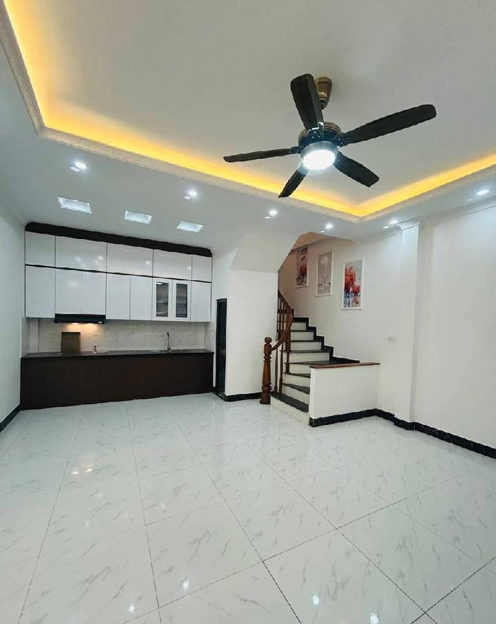 Nhà 5 tầng HINODE, Di Trạch, 35m² chỉ 6 tỷ - Sẵn sàng vào ở ngay!