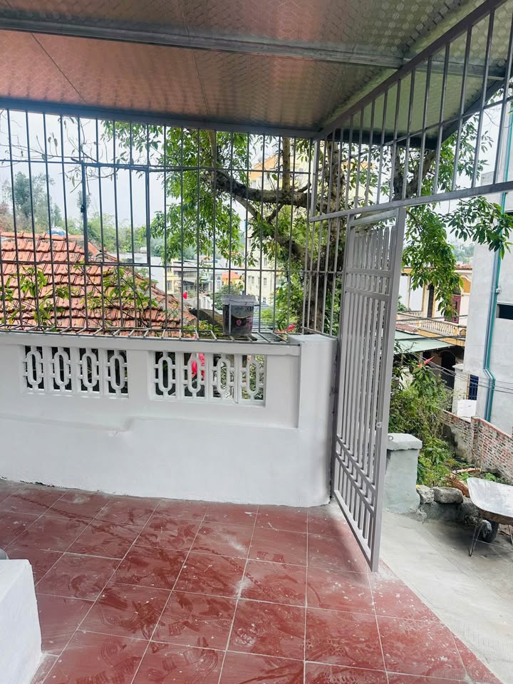 Nhà cấp 4 Phường Hà Lầm 77m² giá 1 tỷ - Ô tô vào tận nơi!