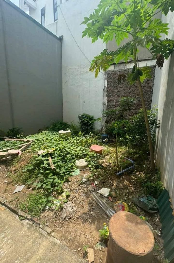 Đất Phú Lương 41m² giá 4.1 tỷ - Sổ đỏ chính chủ, đầu tư sinh lời!