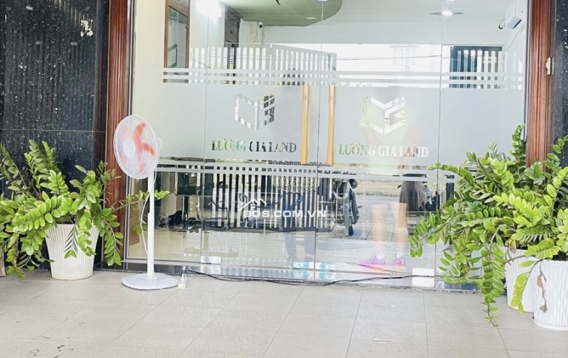 Nhà 4 tầng mặt tiền kinh doanh Phạm Thế Hiển 120m² giá 12 tỷ - Thích hợp ở và kinh doanh!