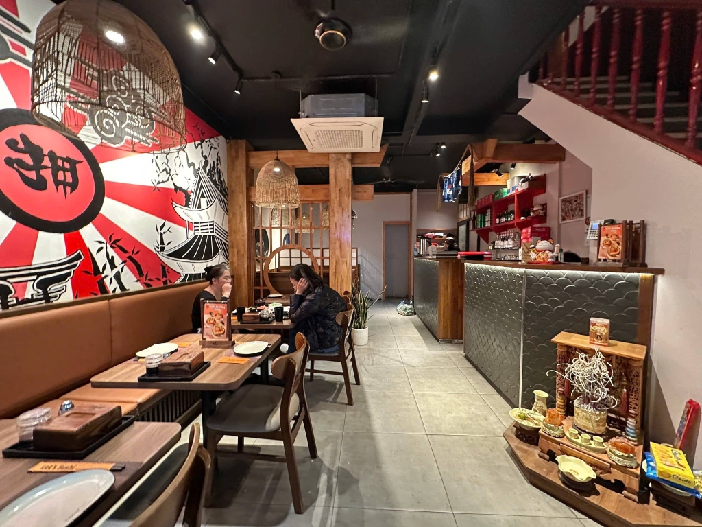 Nhà phố Yên Lãng Đống Đa 62m² giá 48.8 tỷ - Vị trí đắc địa kinh doanh sầm uất!