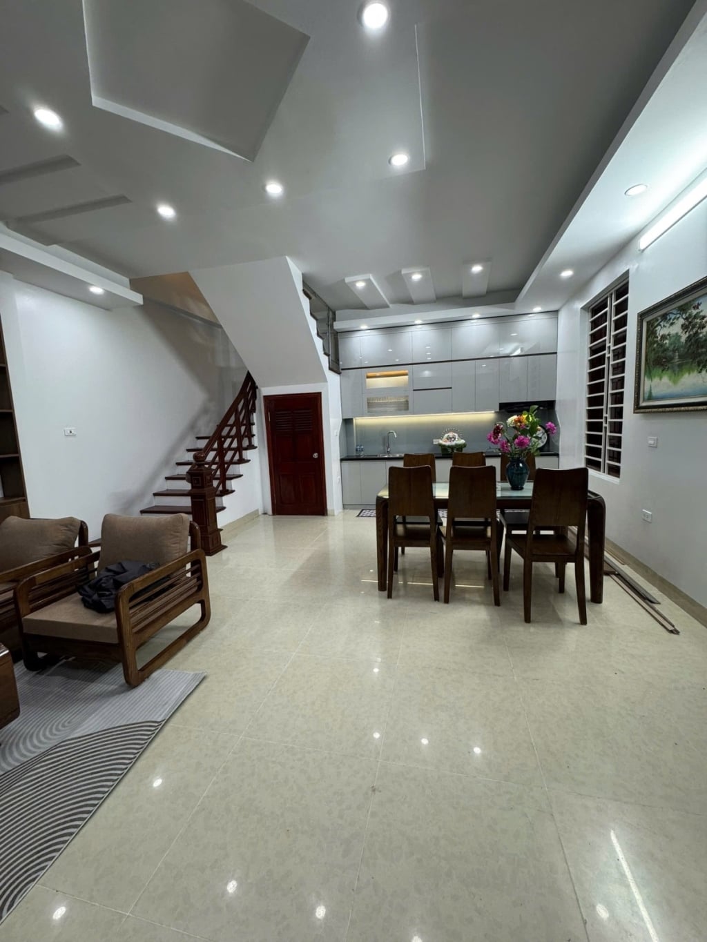 Nhà phân lô Yên Lạc, Hai Bà Trưng 54m² giá 20 tỷ - Dòng tiền ổn định 400 triệu/năm!