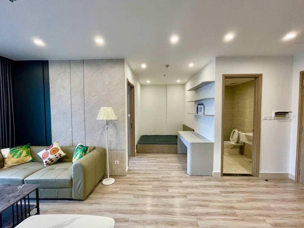 Căn hộ Vinhomes Smart City GS2 43m² giá 4.5 tỷ - Thiết kế hiện đại, tiện ích đầy đủ!