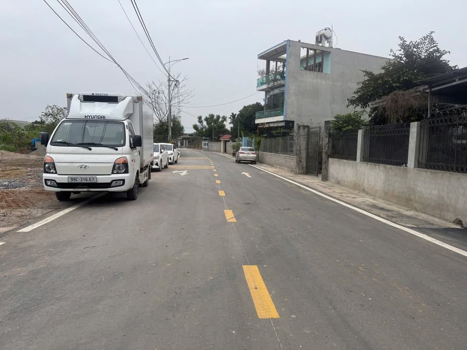 Đất nền TDP Việt Hùng, 112m² giá 1.2 tỷ - Sổ đỏ chính chủ, vị trí đẹp!