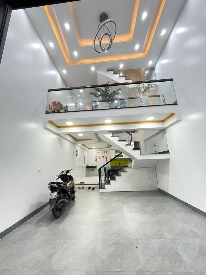 Nhà FrontHouse Nam Hồng 50m² giá 7 tỷ - Kinh doanh thuận lợi!