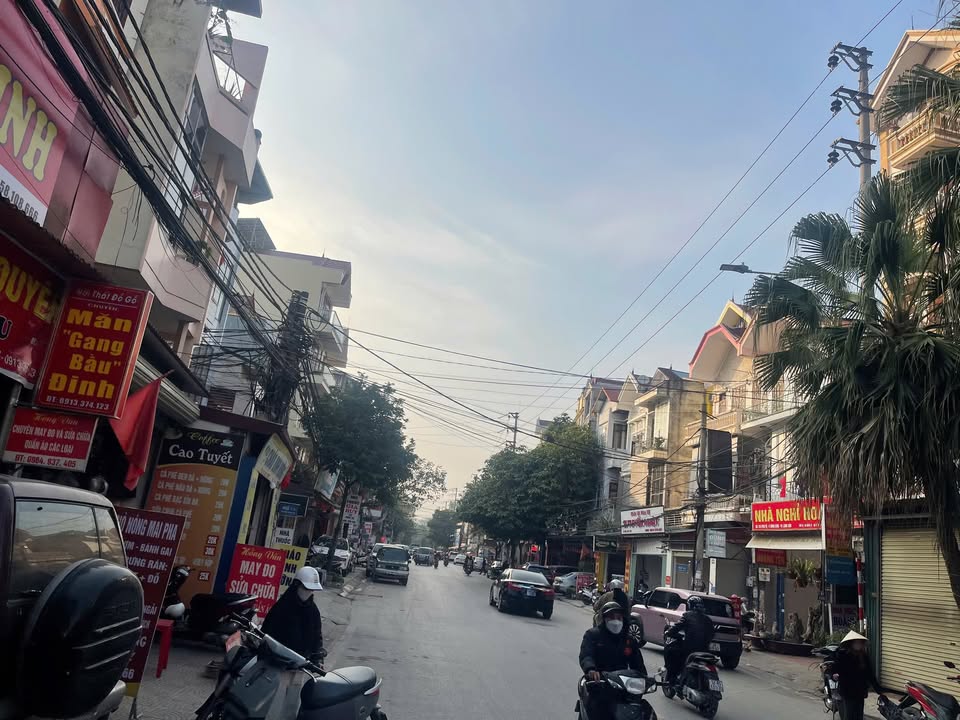 Bán đất ngõ 180 Phai Vệ - 105m² giá 2.3 tỷ - Vị trí đắc địa trung tâm thành phố!