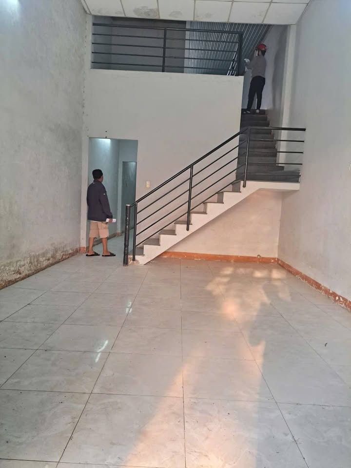 Nhà 2 tầng Nguyễn Kim Cương 84m² giá 2 tỷ - Đầu tư ngay hôm nay!