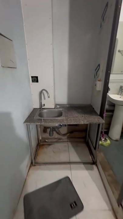 Phòng cho thuê tại Mễ Trì 20m² giá 2.5 triệu - Tiện nghi đầy đủ, tự do giờ giấc!