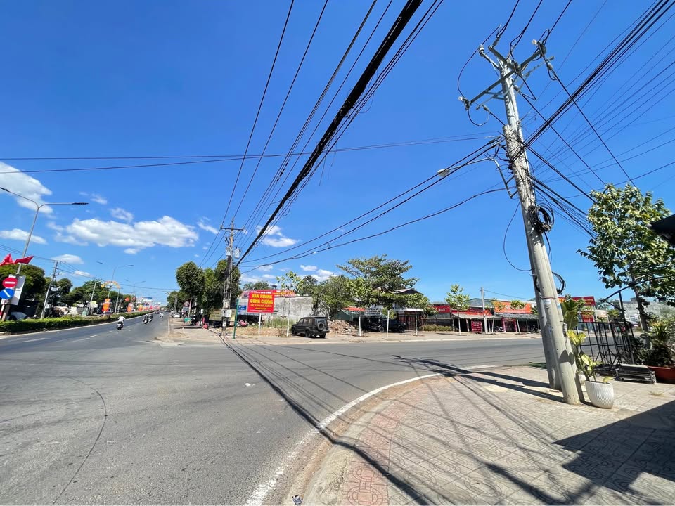 Đất thổ cư 300m² mặt tiền 3.2m DT741, Tân Phú - Đầu tư sinh lời chỉ 6.3 tỷ