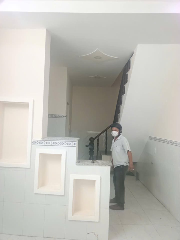 Nhà cho thuê nguyên căn tại Khu Hải Sơn, 2 phòng ngủ, giá 2.5 triệu - Sẵn sàng vào ở!