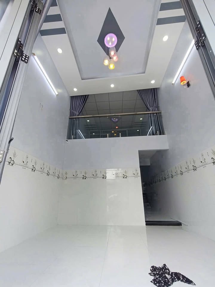 Nhà mặt tiền đường Nguyễn Thị Sáu, Hóc Môn 31m² giá 1.6 tỷ - Tiện kinh doanh lý tưởng!