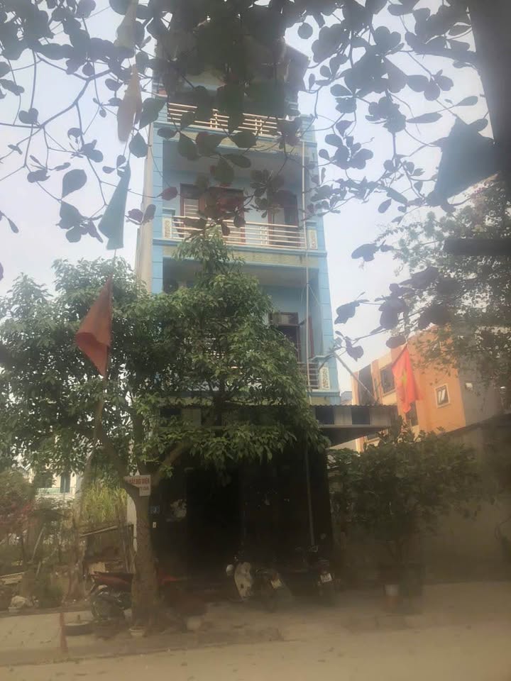 Nhà phố chợ Lương Sơn 72m² giá 4 tỷ - Sẵn sàng ở ngay, kinh doanh tốt!