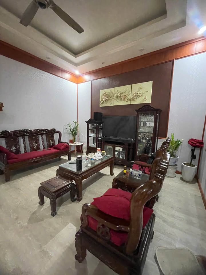 Nhà riêng Ngô Sĩ Liên Yên Bái 99m² giá 1.99 tỷ - Sẵn sàng vào ở ngay!