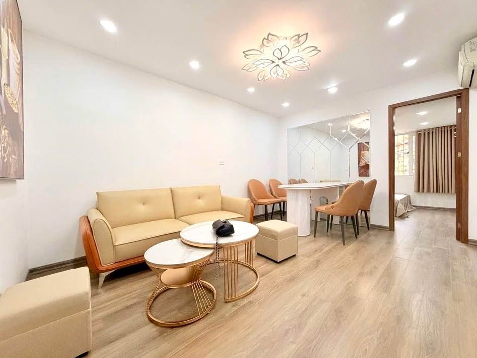 Căn hộ Tập thể Quân Đội Đống Đa 65m² giá 4.45 tỷ - Sẵn sàng vào ở ngay!