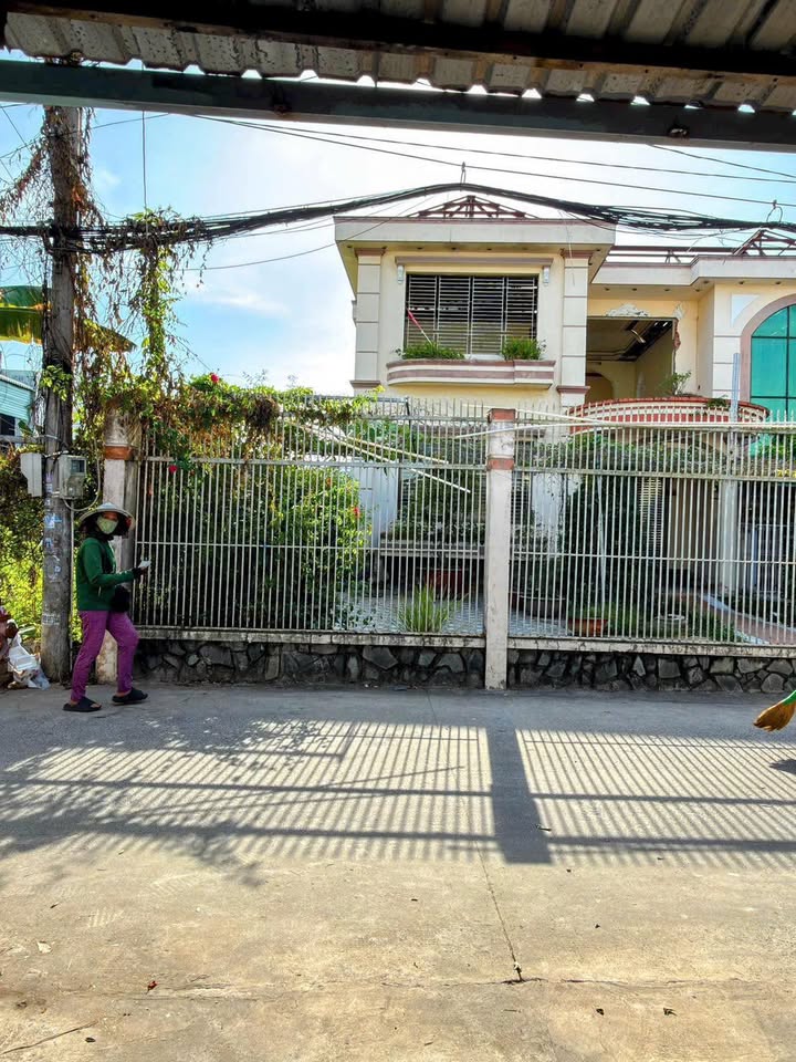 Bán đất nền đẹp hẻm 162 Phạm Ngũ Lão, Cái Khế, 65m² giá 2.72 tỷ - Đầu tư sinh lời!