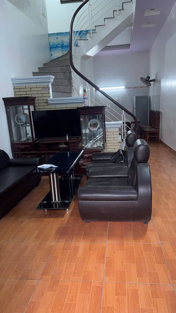 Nhà cho thuê 3 tầng tại Phường Nguyễn Trãi, Hải Dương - Giá 4.5 triệu/tháng, tiện nghi đầy đủ!