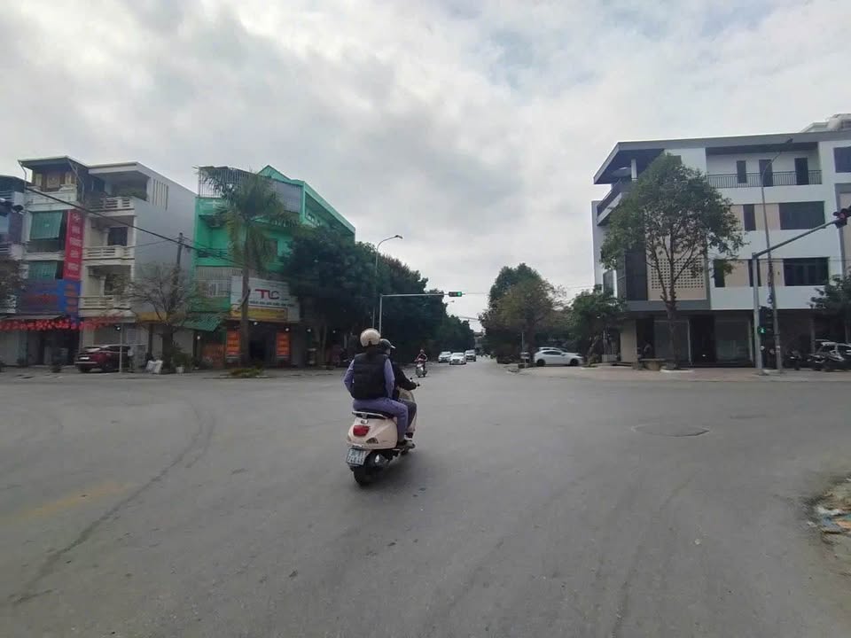 Nhà FrontHouse Hàng Cau, Đông Thọ 70m² giá 11 triệu - Kinh doanh đắc địa!