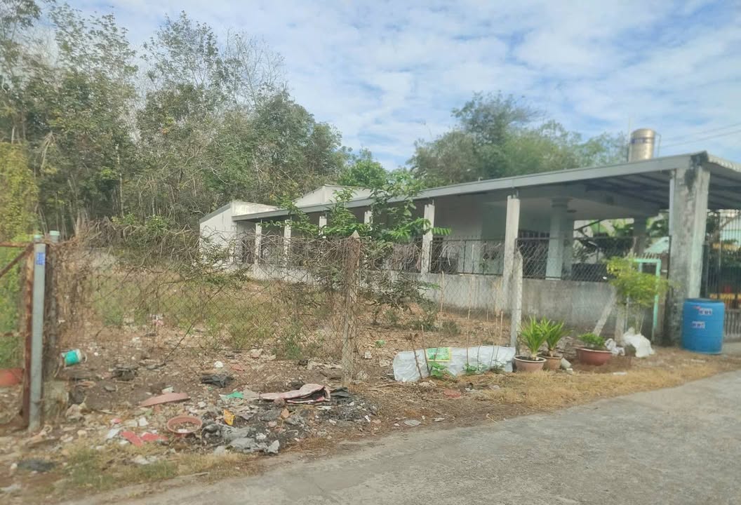 Đất nền Phường An Tây, Bến Cát, 330m² giá 3.2 tỷ - Sổ hồng chính chủ, vị trí đắc địa!