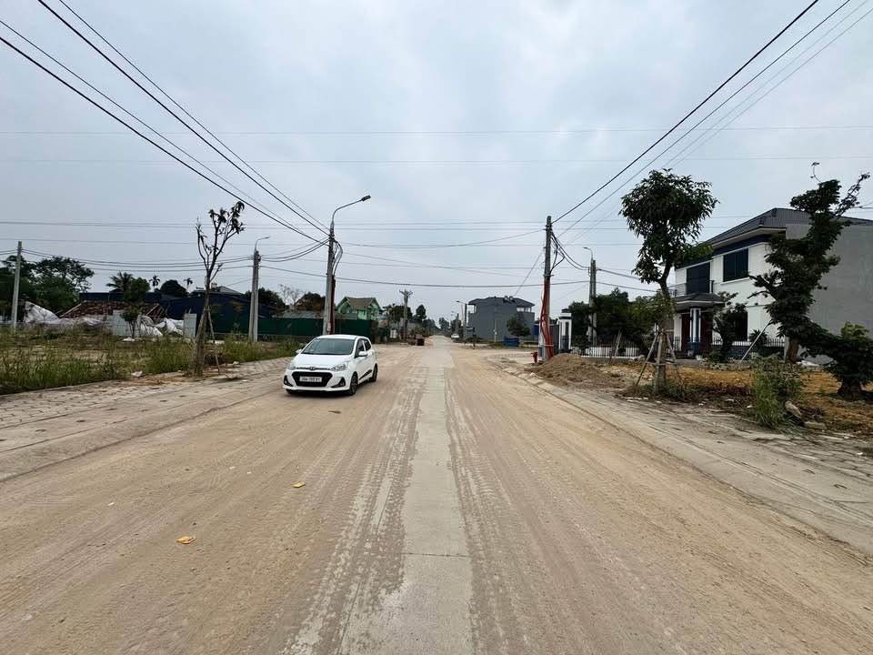 Lô Đất KDC 12 Tam Quan Thái Nguyên 150m² giá 4 tỷ - Vị trí đắc địa, giao thông thuận lợi!