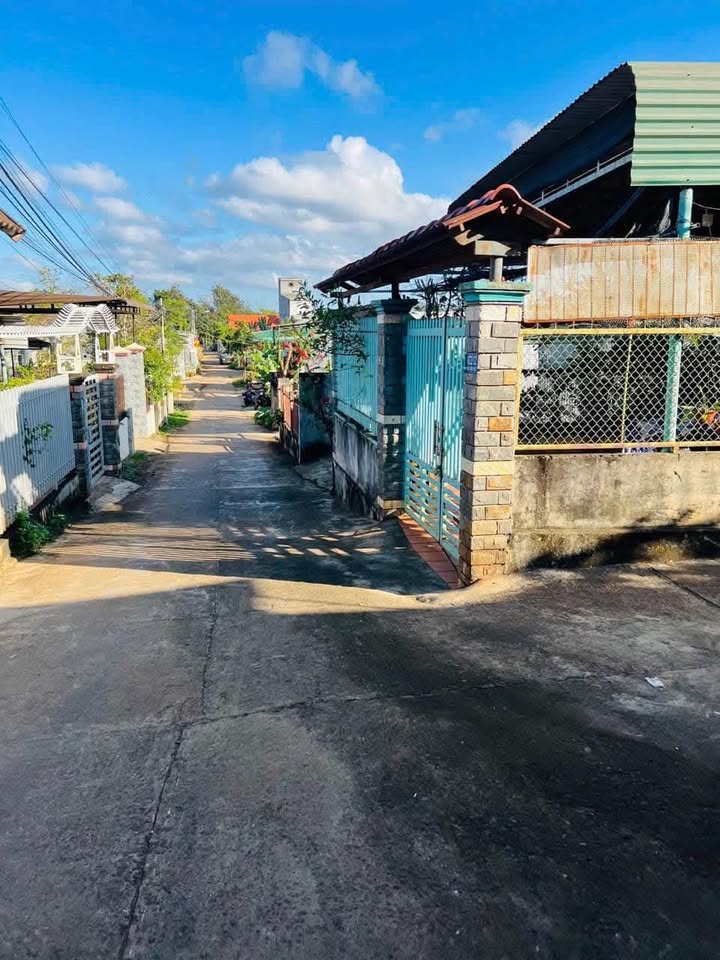 Đất thổ cư Huyện Lăk 175m² giá 990 triệu - Đầu tư sinh lời ngay!