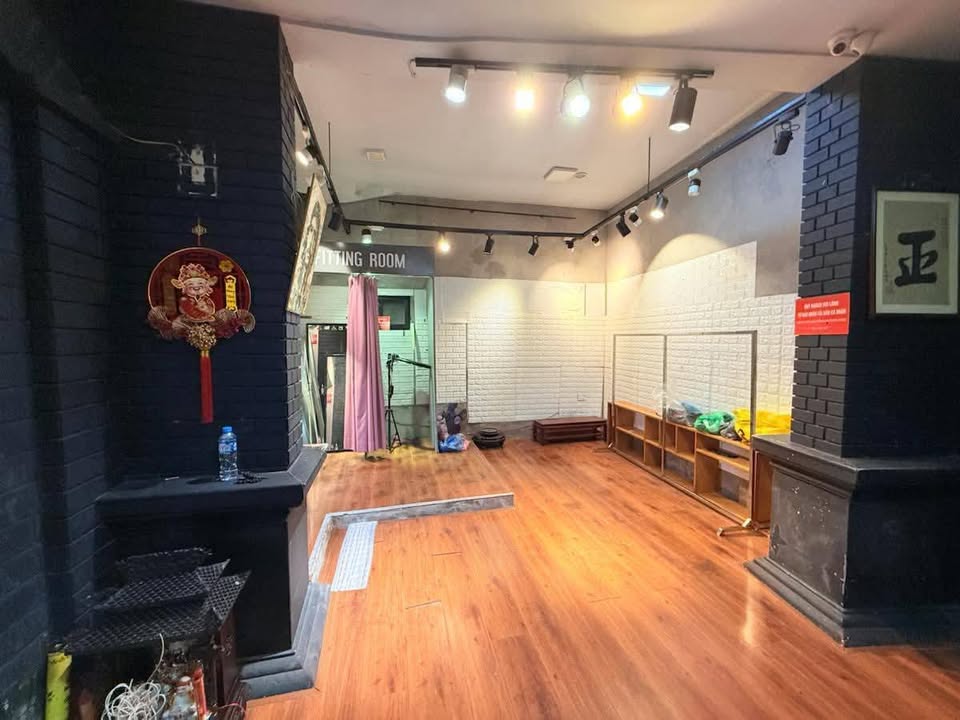 FrontHouse Lò Đúc 89m² giá 24.5 tỷ - Mặt ngõ kinh doanh sầm uất!