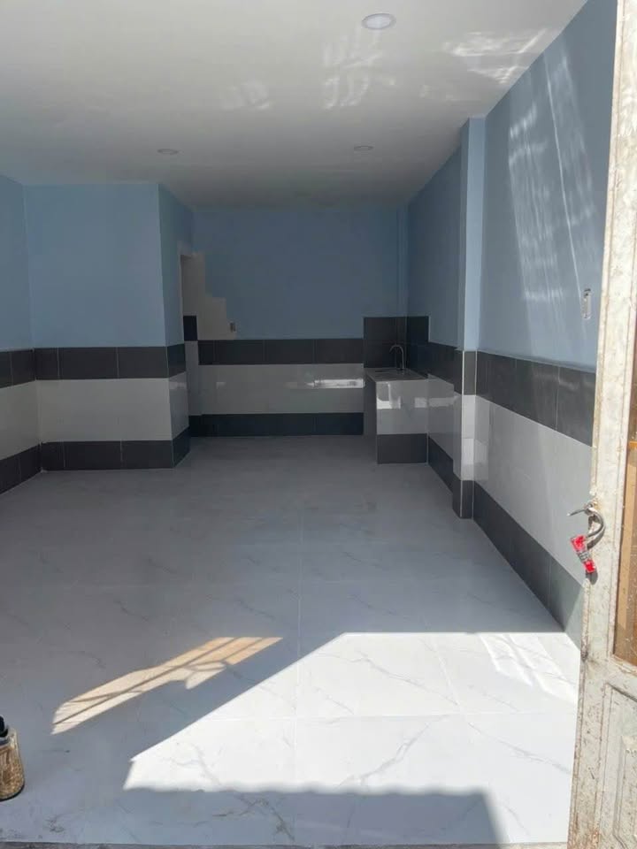 Nhà riêng ấp 3 Đông Thạnh 28m² giá 690 triệu - Nhà giá rẻ cho gia đình nhỏ!