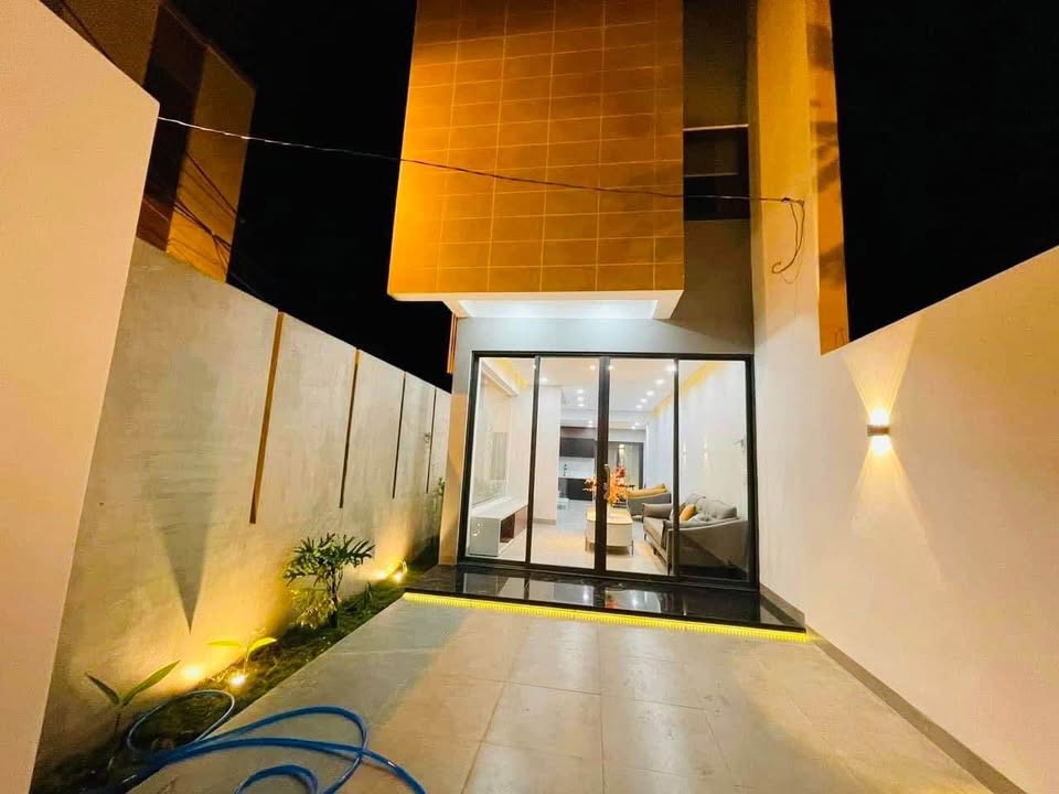 Nhà phố Hẻm Đinh Núp, Buôn Ma Thuột 84.48m² giá 3.98 tỷ - Chính chủ bán gấp!