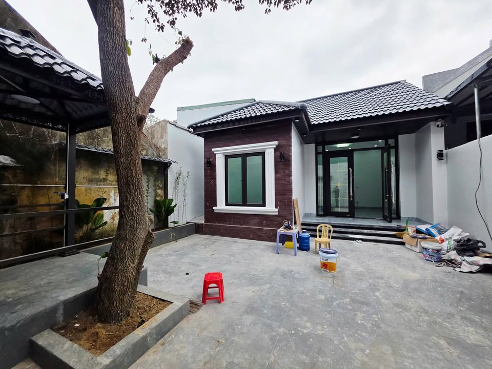 Nhà mái Thái Đông Vệ, Thanh Hóa 130,9m² - Gần chợ và tiện ích đầy đủ!