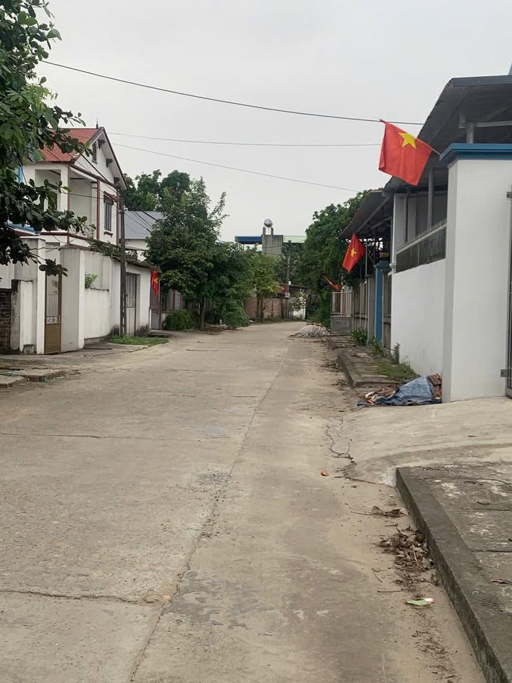 Lô đất 179m² Xã Danh Thắng, Huyện Hiệp Hòa giá chỉ 1 tỷ - Đầu tư sinh lời!