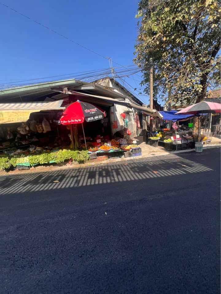 Bán nhà mặt tiền chợ nhỏ tại Phường An Thạnh, 125m² giá 5.45 tỷ - Đường nhựa mới đẹp tuyệt vời!