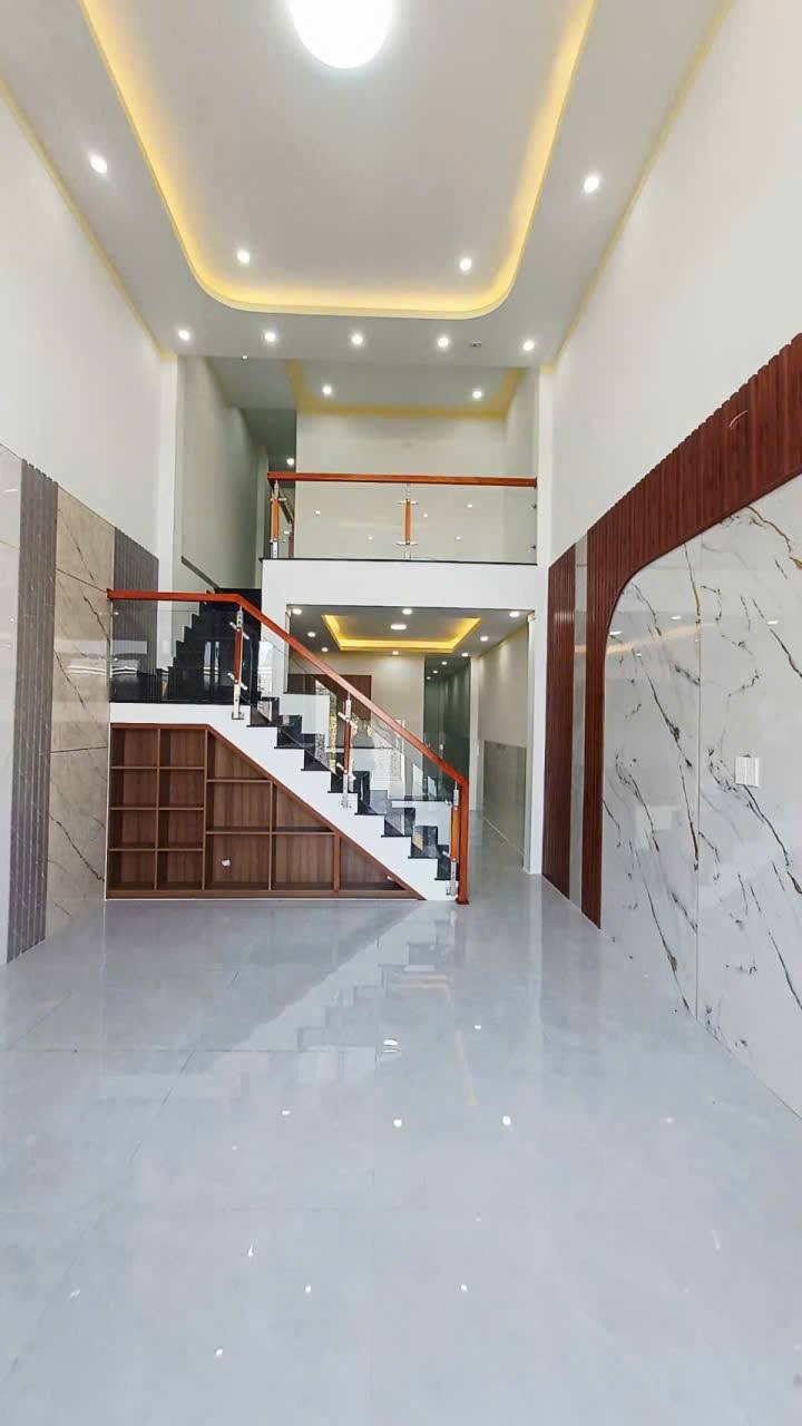 Nhà trệt lửng 84m² tại Phường Tân Triều giá 2.08 tỷ - Sổ đỏ chính chủ!