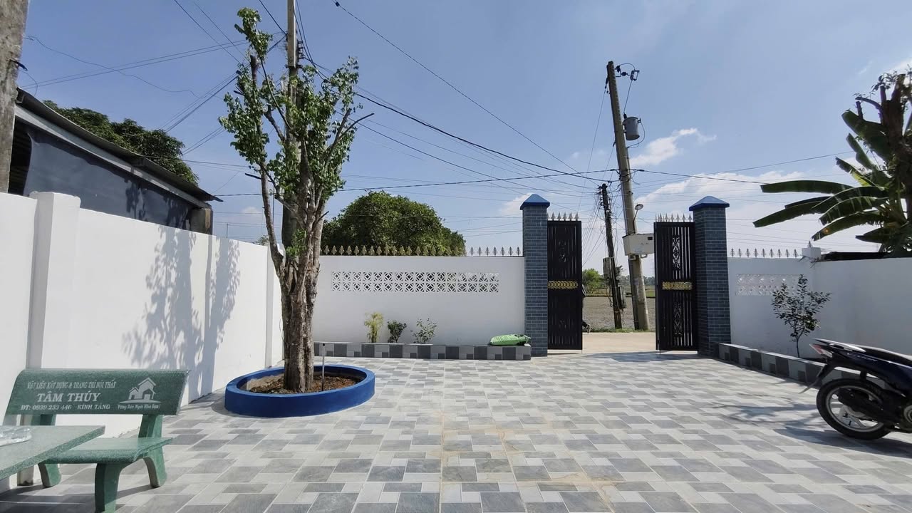 Nhà vườn 10x42m tại Hòa Khánh Đông, Đức Hòa - Thiết kế mới, giá chỉ 3.5 tỷ!