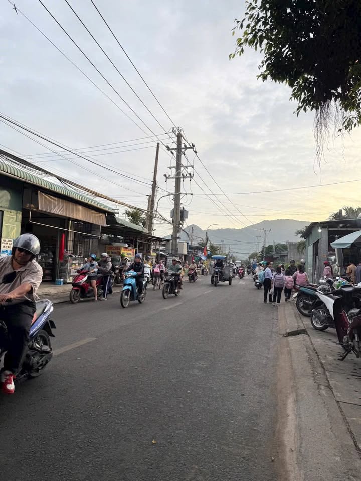 Đất thổ cư Long Điền 150m² giá 1.85 tỷ - Gần chợ, trường học