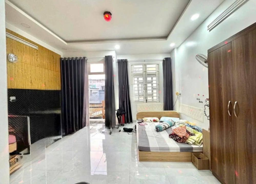 Nhà hẻm 3m đường Hoàng Trọng Mậu, Quận 7, 75m² giá 7.2 tỷ - Sổ hồng đầy đủ!