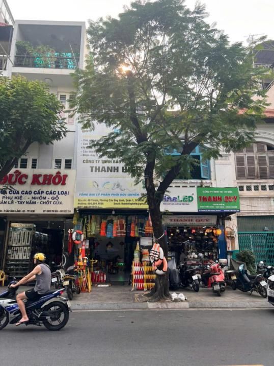 Nhà mặt tiền Yersin, Quận 1, 70m² giá 38.5 tỷ - Đầu tư sinh lời ngay!