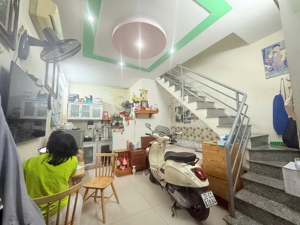 Nhà nhỏ xinh 1 trệt 1 lầu tại Vũng Tàu 20m² chỉ 2.45 tỷ - Gần mặt tiền đường