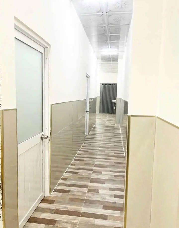 Nhà cấp 4 tại đường Vũ Ngọc Phan, Long Xuyên 64m² giá 1.8 tỷ - Đầu tư lợi nhuận ổn định!