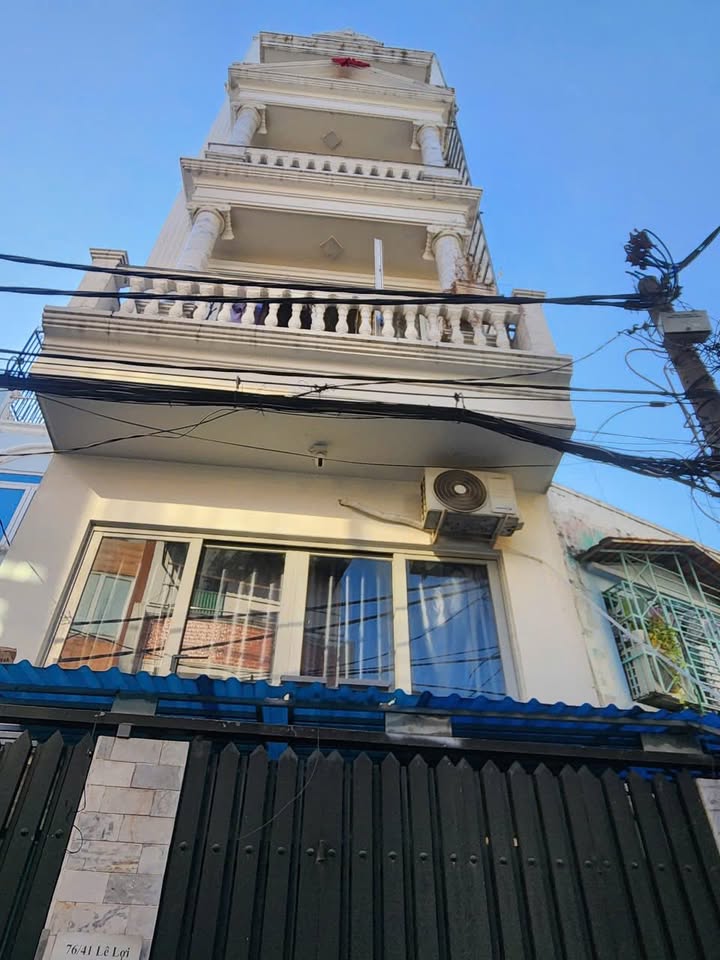 Căn hộ CHDV ĐH Công Nghiệp 76m² giá 13.58 tỷ - Bán gấp, giá tốt!