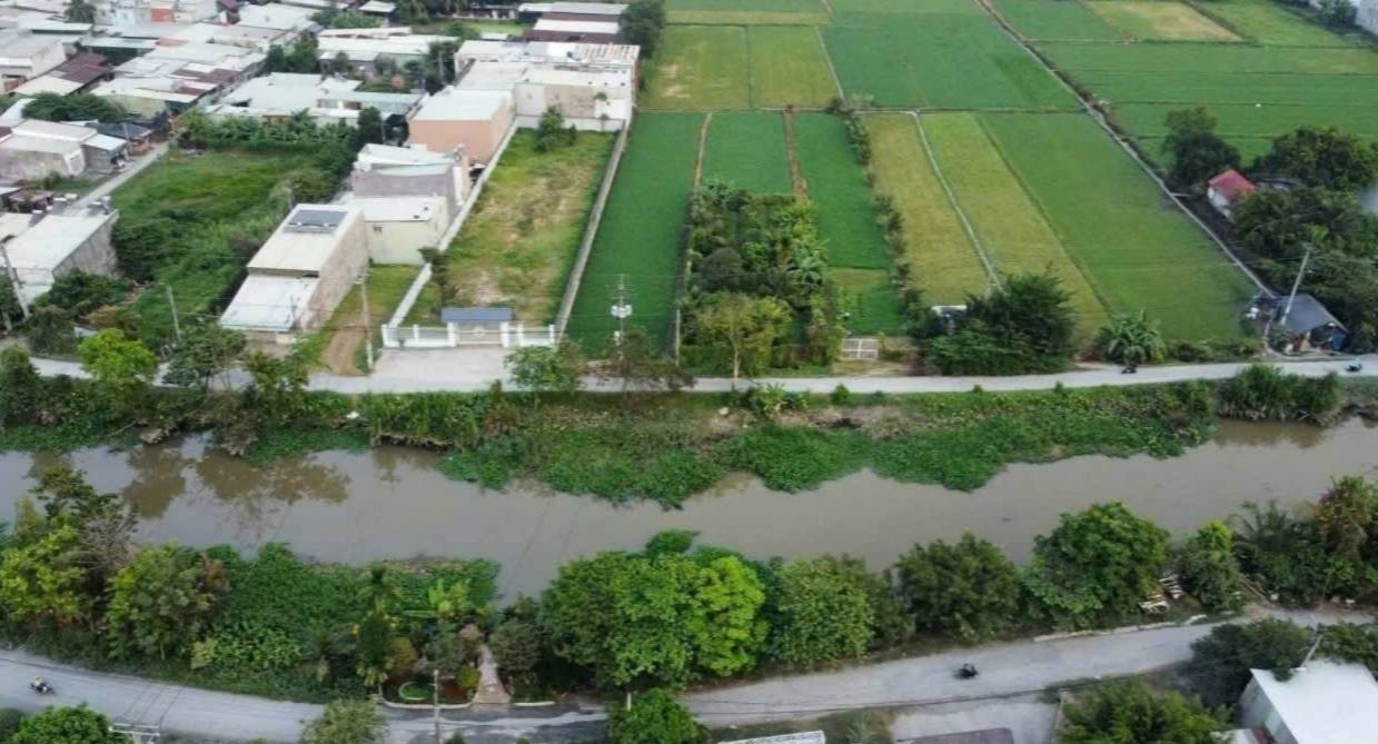 Đất thổ cư 1200m² mặt tiền Kênh Xanh, xã Bình Mỹ, Củ Chi - Sổ hồng riêng, giá tốt!