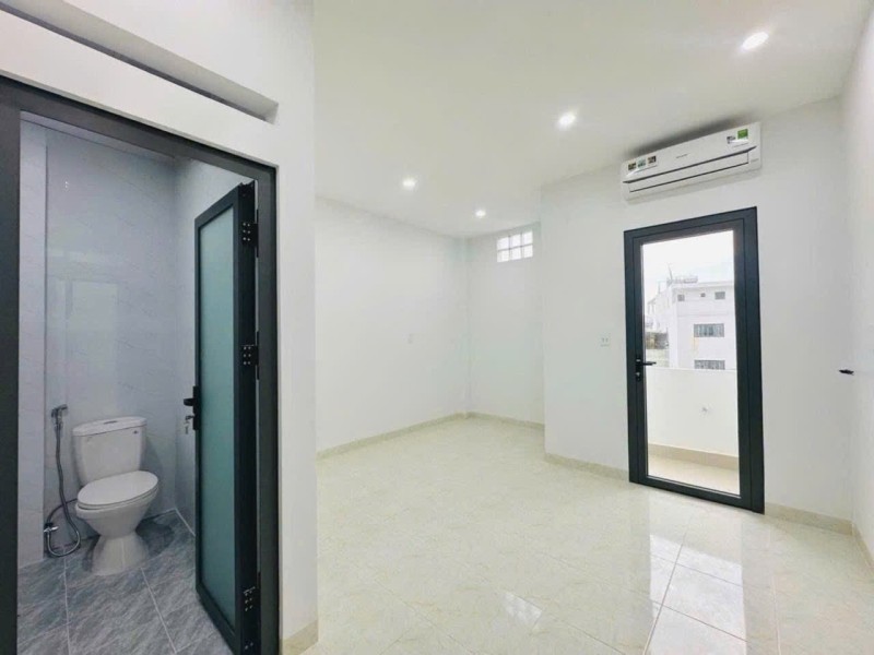 Căn hộ dịch vụ Âu Cơ Tân Bình 98m² giá 17 tỷ - Dòng tiền siêu khủng!