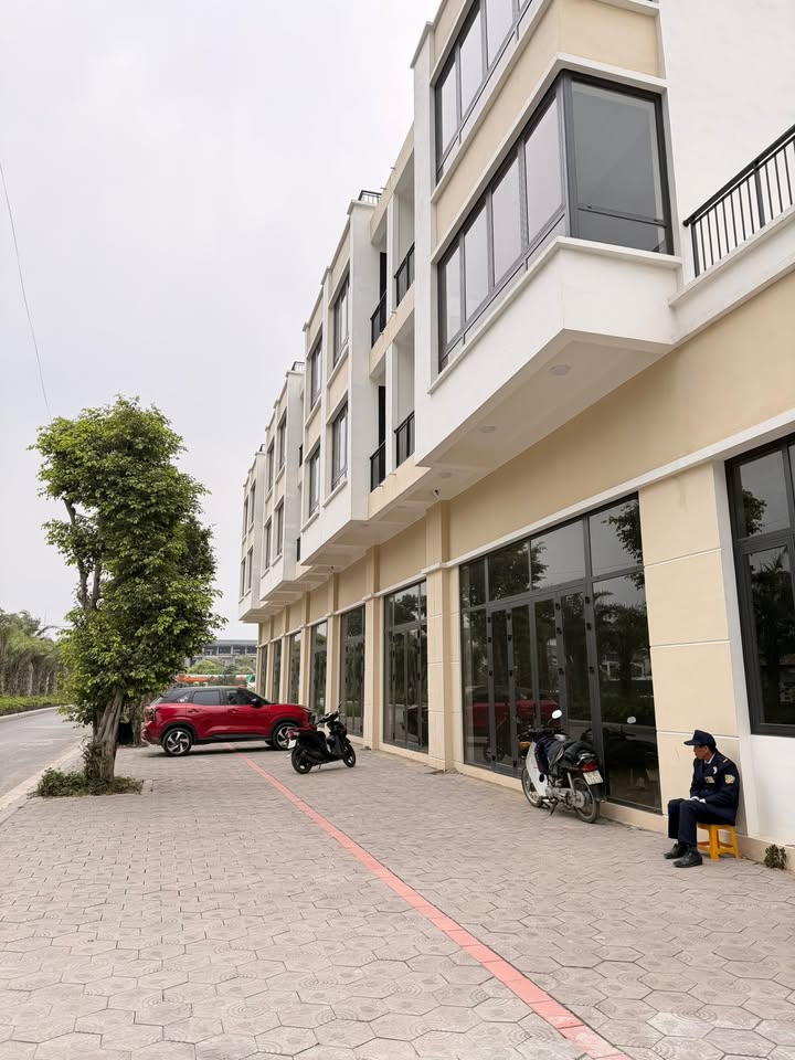Townhouse liền kề Eco Rivers Hải Dương 100m² giá 11 tỷ - Vị trí đẹp, tiềm năng đầu tư!