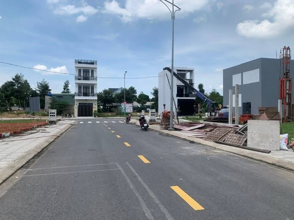 Lô đất góc 2 mặt tiền nhựa Lái Thiêu 67m² giá 4 tỷ - Cơ hội đầu tư lý tưởng!