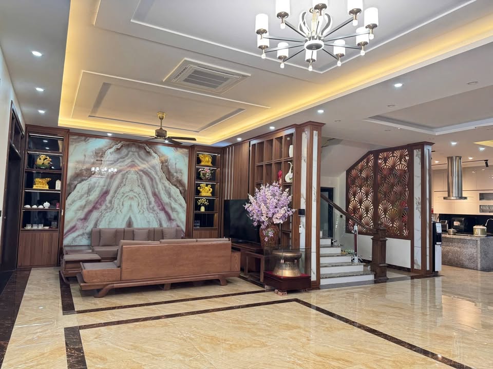 Biệt thự Townhouse Phường Đông Vệ 160m² giá 18 tỷ - Thiết kế hiện đại sang trọng