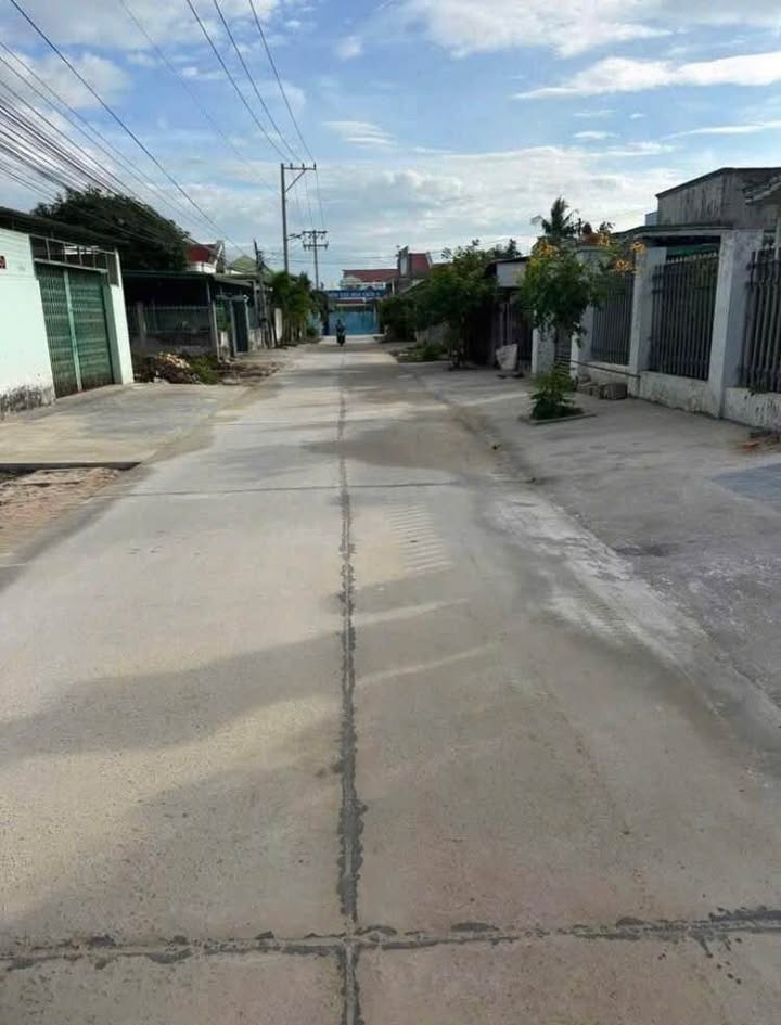 Đất thổ cư Thôn 6, Hàm Đức, 100m² giá 650 triệu - Cơ hội đầu tư tuyệt vời!