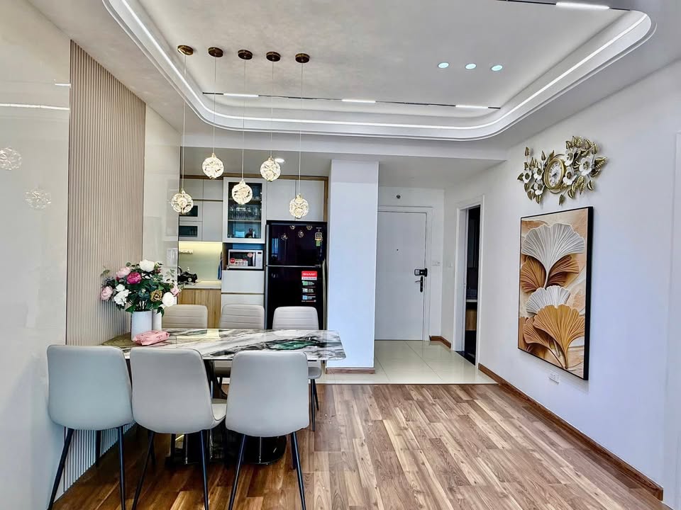 Căn hộ R4 Goldmark City 110m² giá 10 tỷ - Không gian sống lý tưởng!