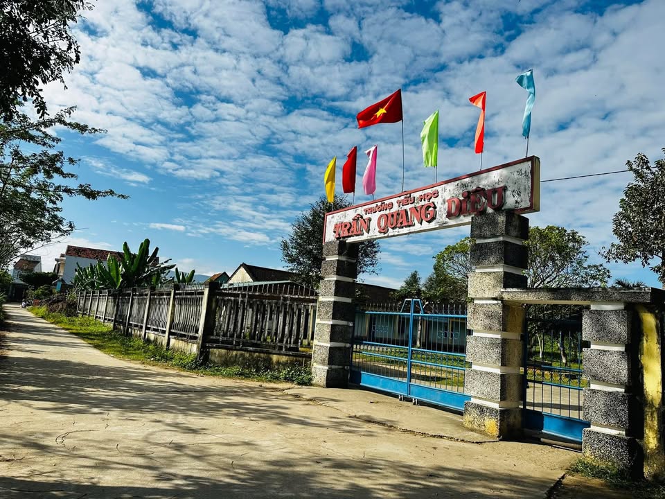 Đất Lô Góc 1A - Tây Sơn 108m² giá 800 triệu - Sổ hồng chính chủ!